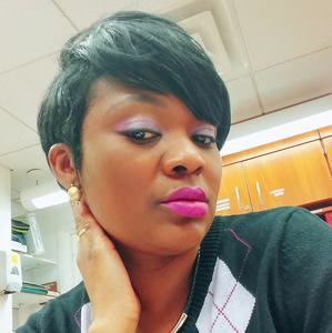 Meet your Posher, Nicole